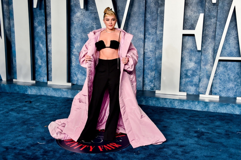 _VanityFairOscarParty_Arrivals_March2023_281829.jpg