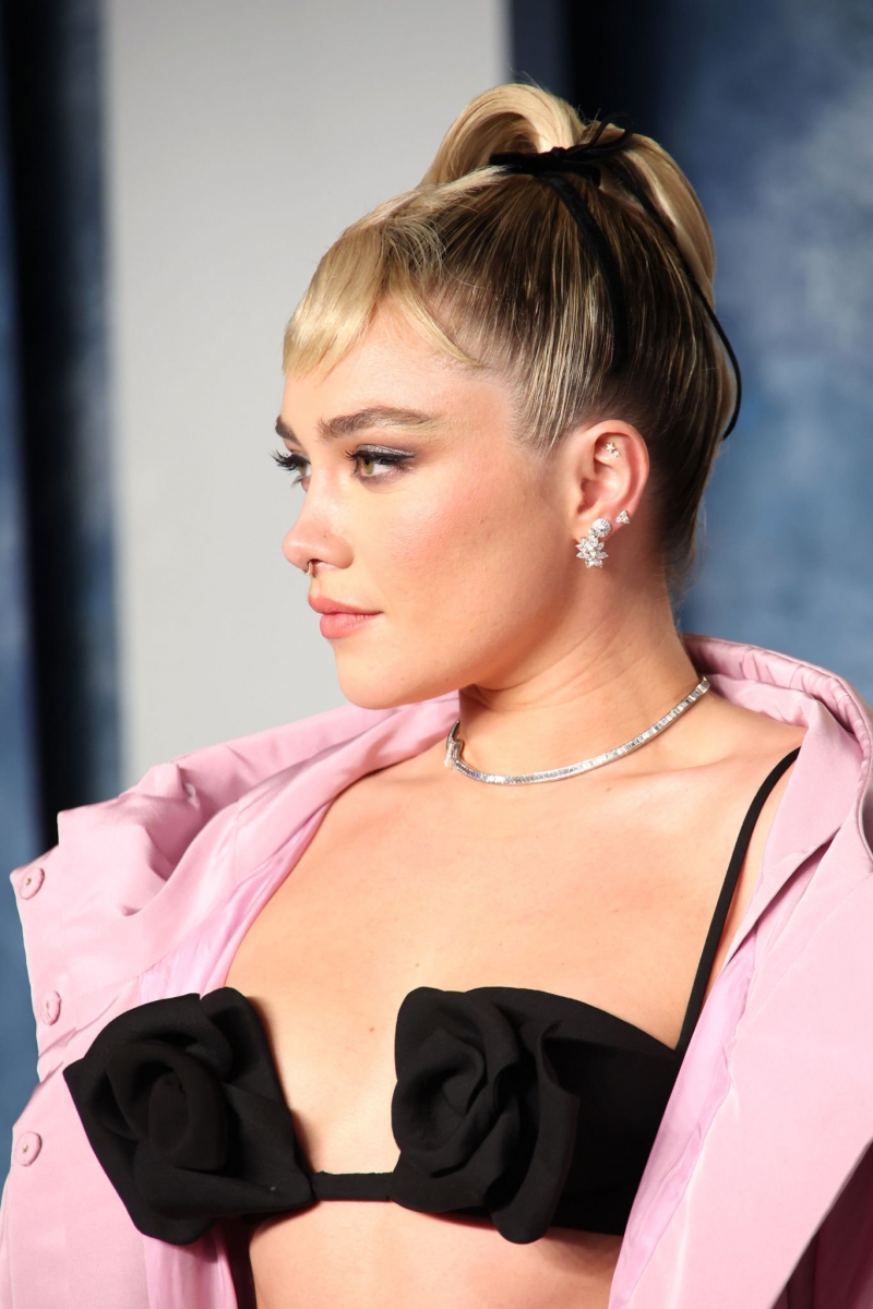 _VanityFairOscarParty_Arrivals_March2023_282729.jpg