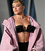 VanityFairOscarParty_Arrivals_March2023_281729.jpg