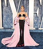 VanityFairOscarParty_Arrivals_March2023_285029.jpg