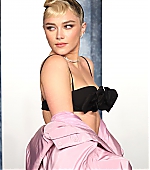 VanityFairOscarParty_Arrivals_March2023_285529.jpg