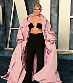 VanityFairOscarParty_Arrivals_March2023_28629.jpg