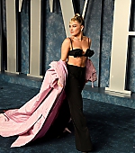 VanityFairOscarParty_Arrivals_March2023_286429.jpg