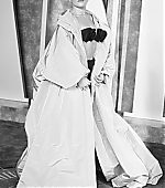 VanityFairOscarParty_Arrivals_March2023_288029.jpg