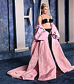 _VanityFairOscarParty_Arrivals_March2023_282929.jpg