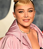 _VanityFairOscarParty_Arrivals_March2023_283529.jpg