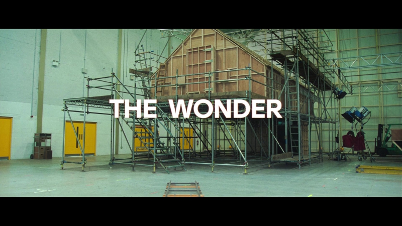 The_Wonder_2022_1080p__00151.jpg