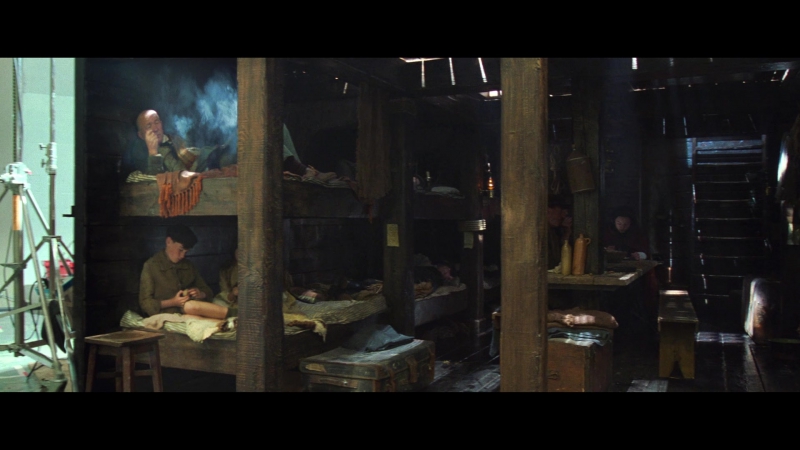 The_Wonder_2022_1080p__00258.jpg