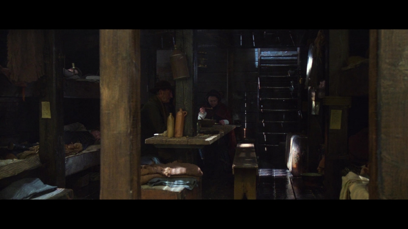 The_Wonder_2022_1080p__00274.jpg