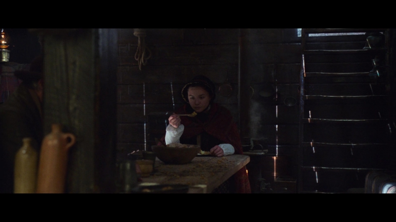 The_Wonder_2022_1080p__00323.jpg