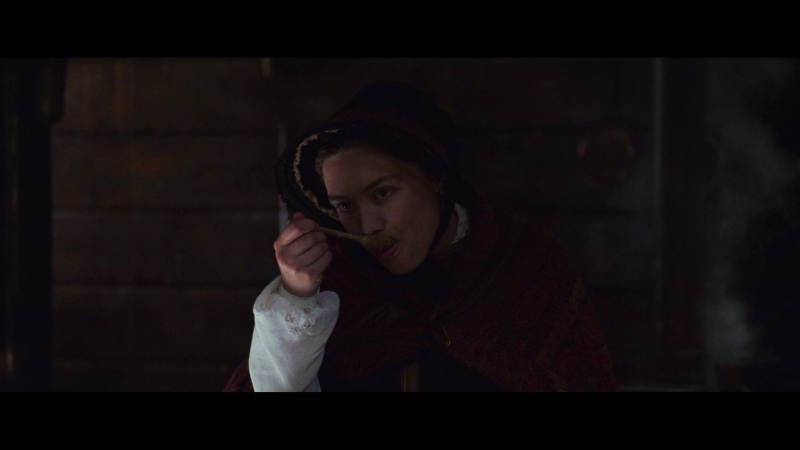 The_Wonder_2022_1080p__00379.jpg