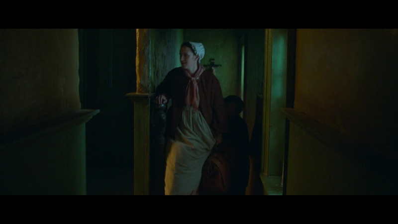 The_Wonder_2022_1080p__00575.jpg