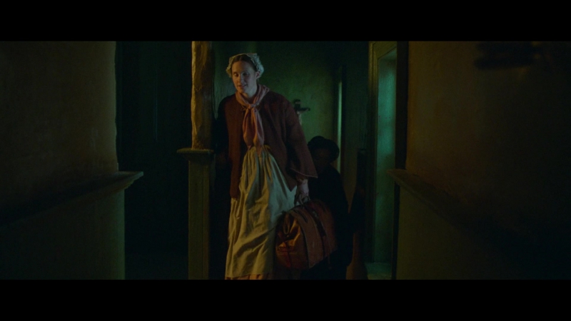 The_Wonder_2022_1080p__00576.jpg