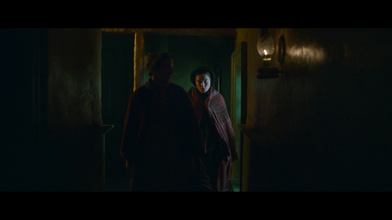The_Wonder_2022_1080p__00582.jpg