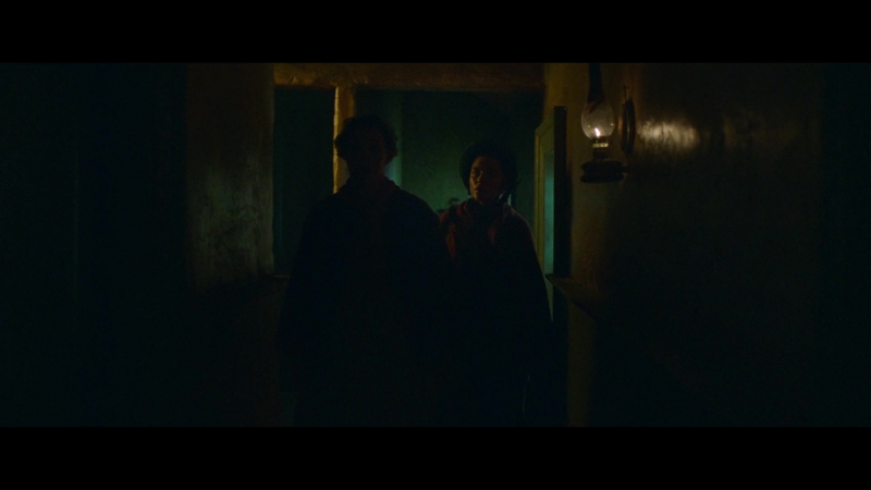 The_Wonder_2022_1080p__00584.jpg