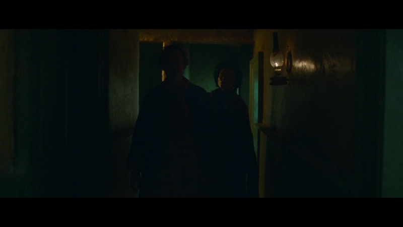 The_Wonder_2022_1080p__00586.jpg