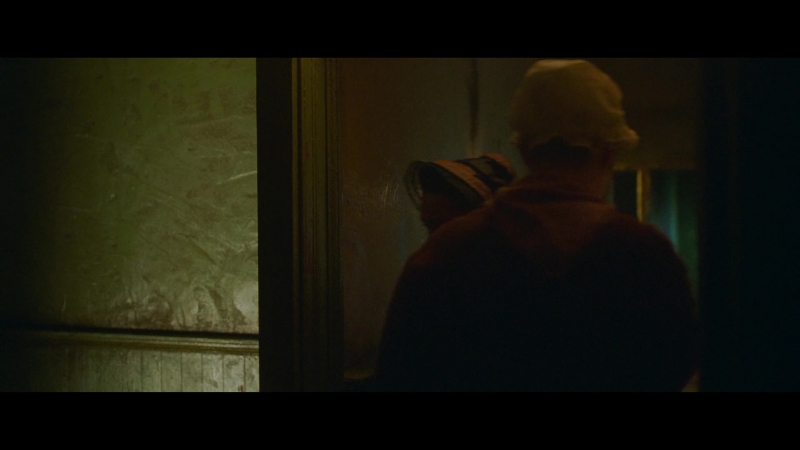 The_Wonder_2022_1080p__00615.jpg
