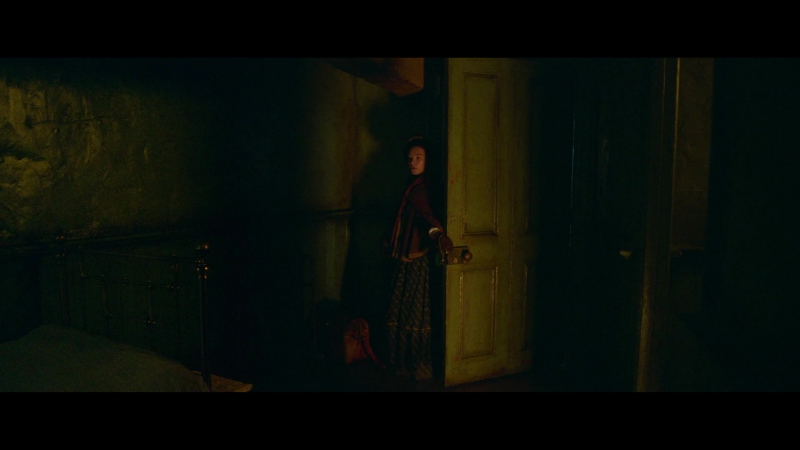 The_Wonder_2022_1080p__00635.jpg