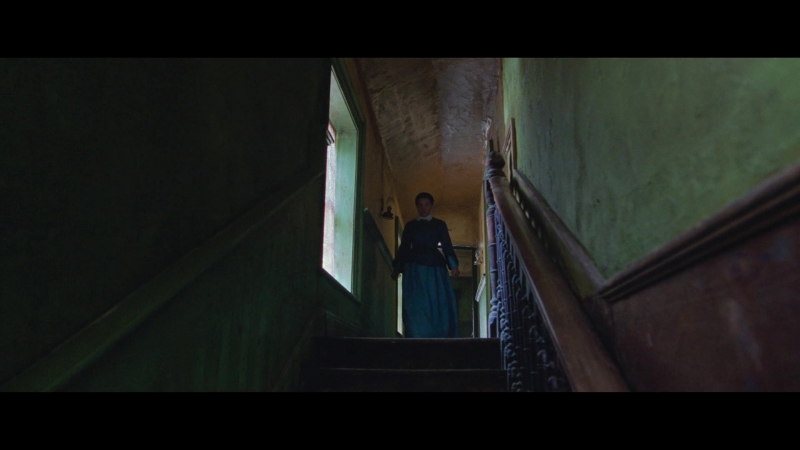 The_Wonder_2022_1080p__00671.jpg