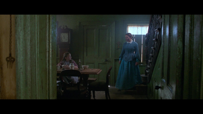 The_Wonder_2022_1080p__00696.jpg