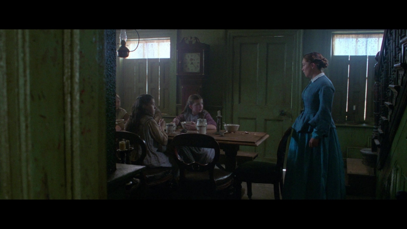 The_Wonder_2022_1080p__00705.jpg