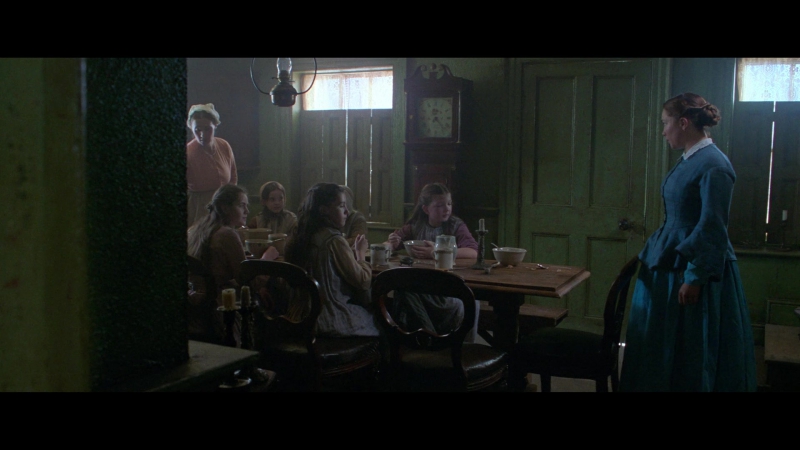 The_Wonder_2022_1080p__00711.jpg