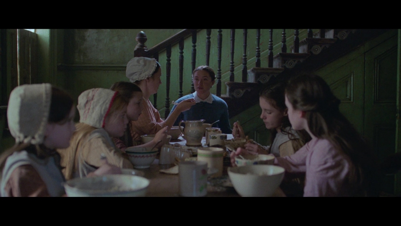 The_Wonder_2022_1080p__00736.jpg