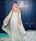 TiffanyCoNYCFlagshipStore_Reopening_Arrivals_April2023_281429.jpg