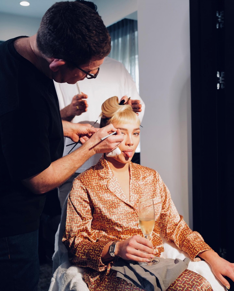 [@peterluxhair]
