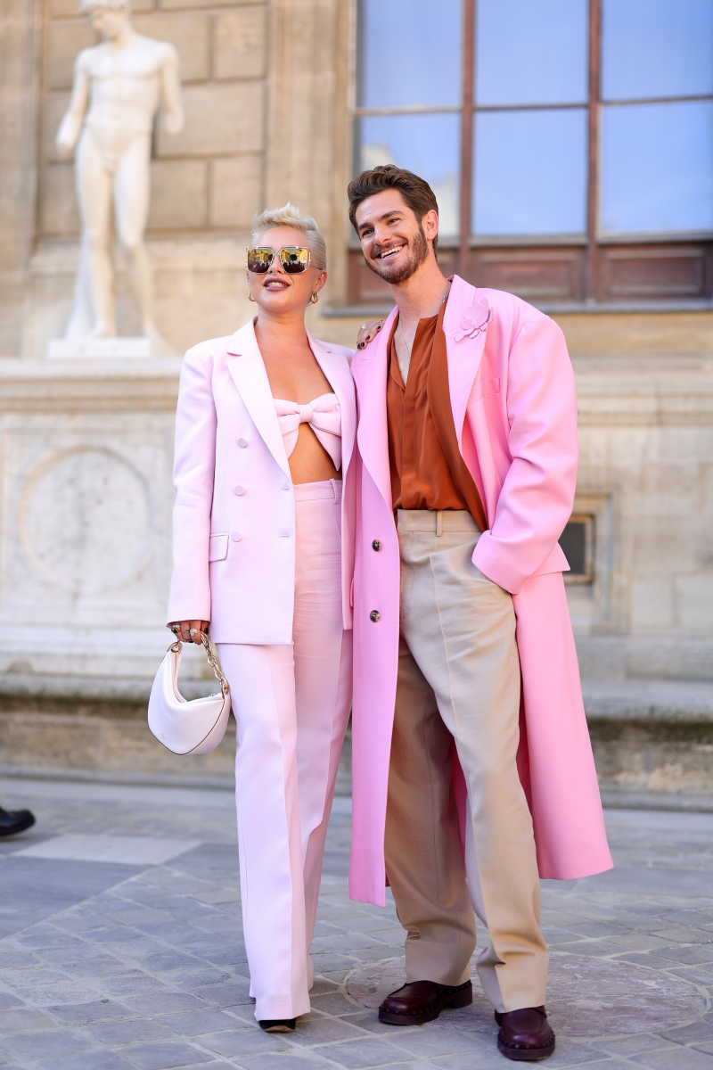 ValentinoFashionShow_Outside_FPD_281629.jpg