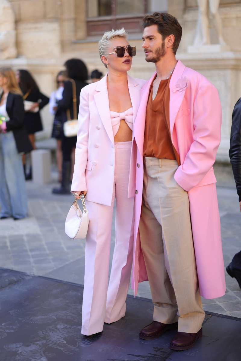 ValentinoFashionShow_Outside_FPD_281929.jpg