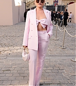 ValentinoFashionShow_Outside_FPD_28429.jpg