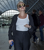 Arriving_London_FPD_281129.jpg