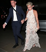 OutAbout_ElleStyleAwards_FPD_281129.jpg