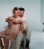 FlorenceAndrewStaringContest_Bustle_FPD_145.jpg