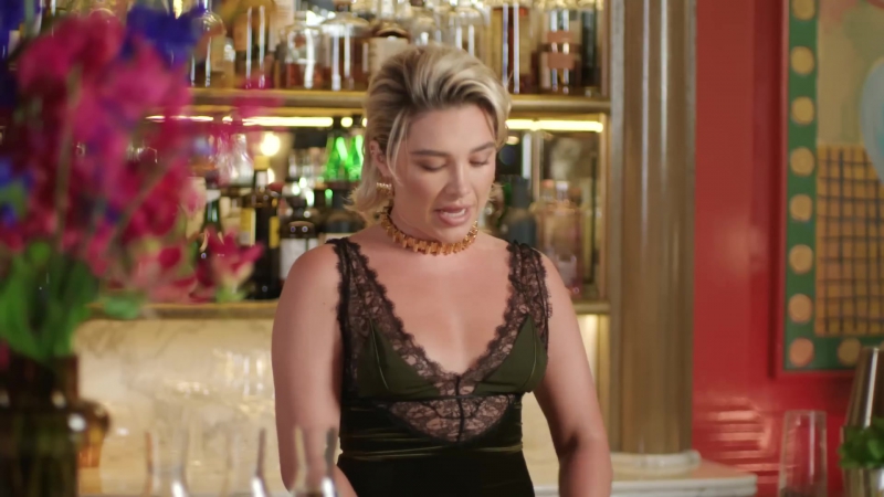 Florence_ClassicCocktails_VogueUK_FPD_0082.jpg