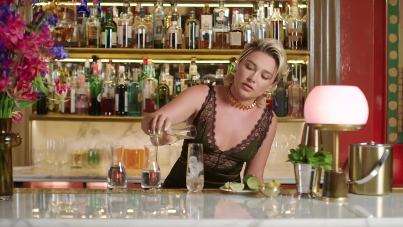 Florence_ClassicCocktails_VogueUK_FPD_0226.jpg