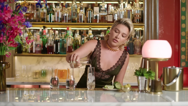 Florence_ClassicCocktails_VogueUK_FPD_0227.jpg