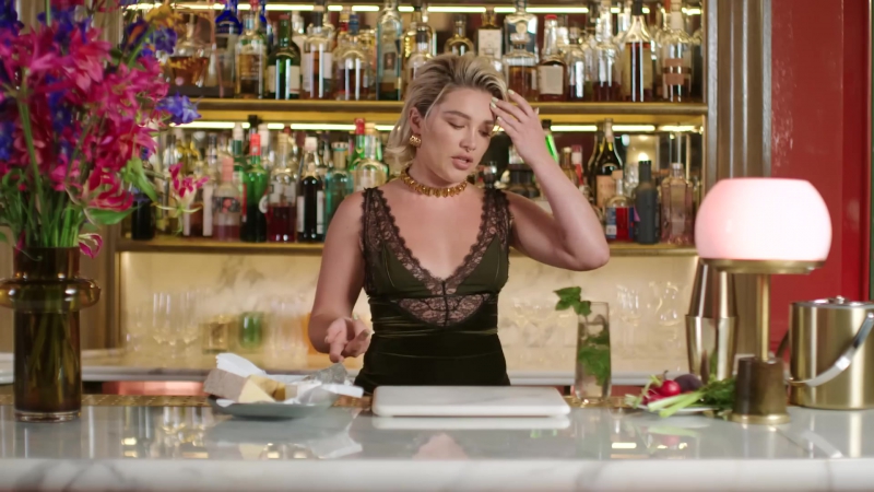 Florence_ClassicCocktails_VogueUK_FPD_0611.jpg