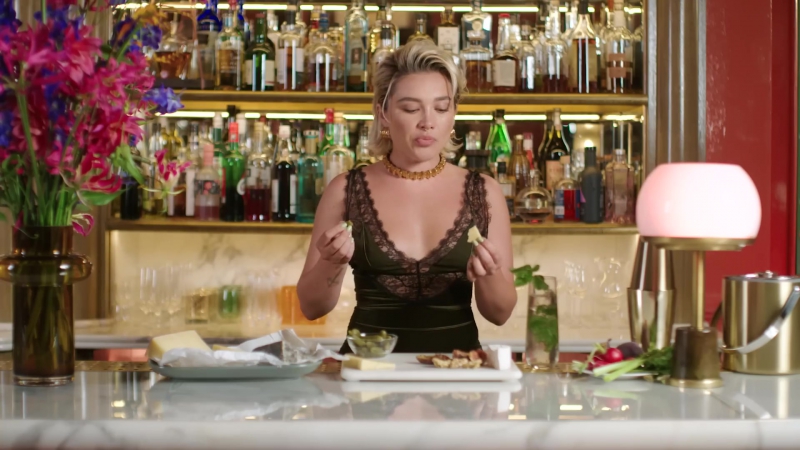 Florence_ClassicCocktails_VogueUK_FPD_0814.jpg