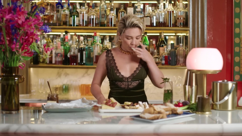 Florence_ClassicCocktails_VogueUK_FPD_1004.jpg