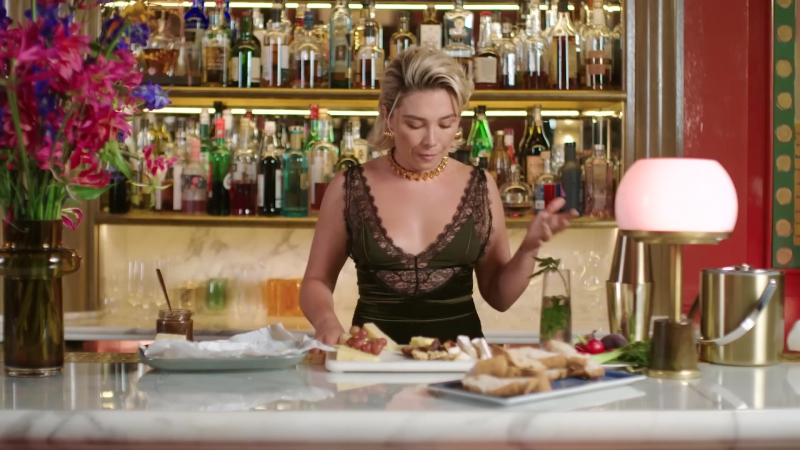 Florence_ClassicCocktails_VogueUK_FPD_1005.jpg