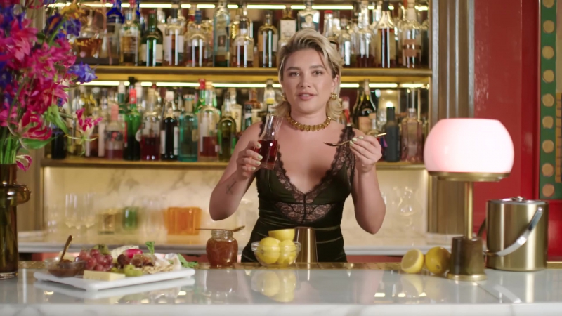 Florence_ClassicCocktails_VogueUK_FPD_1313.jpg