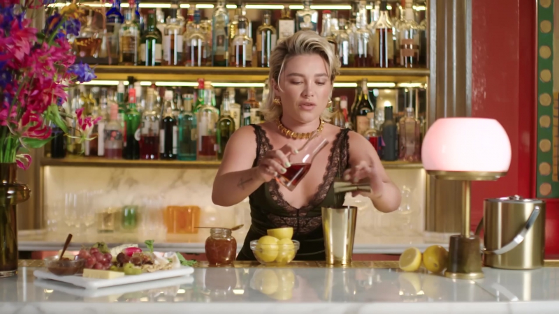 Florence_ClassicCocktails_VogueUK_FPD_1376.jpg