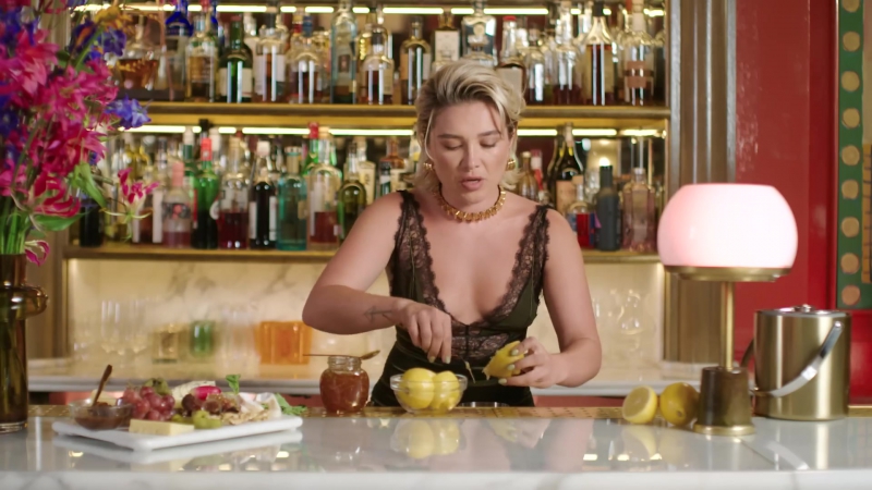 Florence_ClassicCocktails_VogueUK_FPD_1408.jpg
