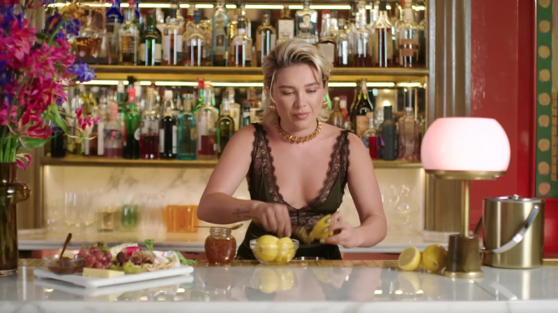 Florence_ClassicCocktails_VogueUK_FPD_1409.jpg