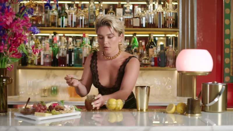 Florence_ClassicCocktails_VogueUK_FPD_1437.jpg