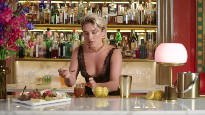 Florence_ClassicCocktails_VogueUK_FPD_1438.jpg