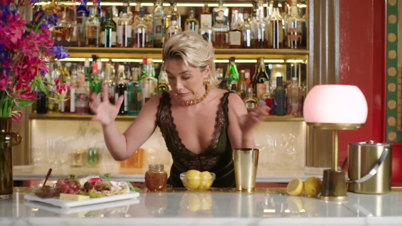 Florence_ClassicCocktails_VogueUK_FPD_1443.jpg