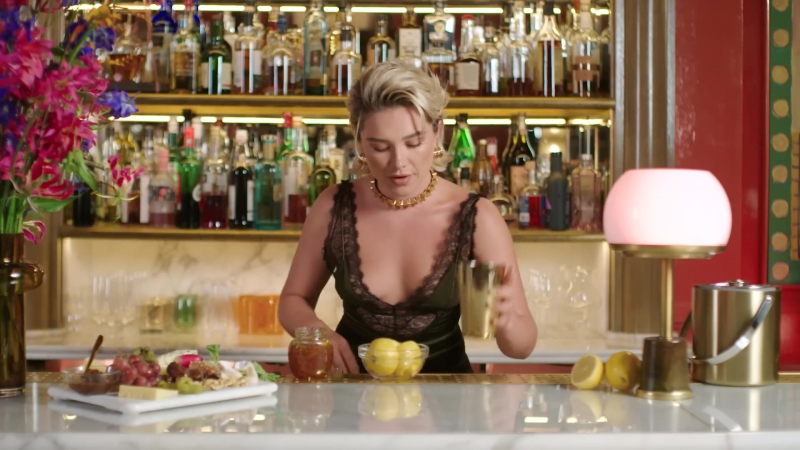 Florence_ClassicCocktails_VogueUK_FPD_1451.jpg